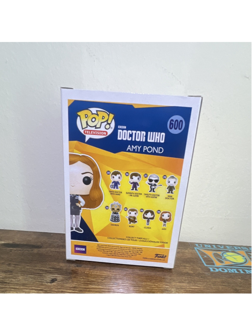 Funko Pop! Doctor Who Amy Pond #600 Vinyl Figure 2018 Spring Convention - Picture 3 of 5